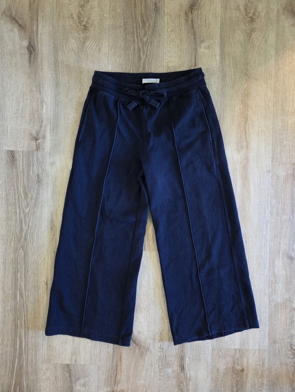 Vince Navy Coastal Blue Jersey Knit Crop Culotte Pants Size SMALL